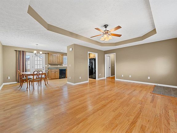 3rd image of 3003 Tomohawk Ct