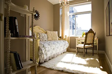 Sold by aptsandlofts.com