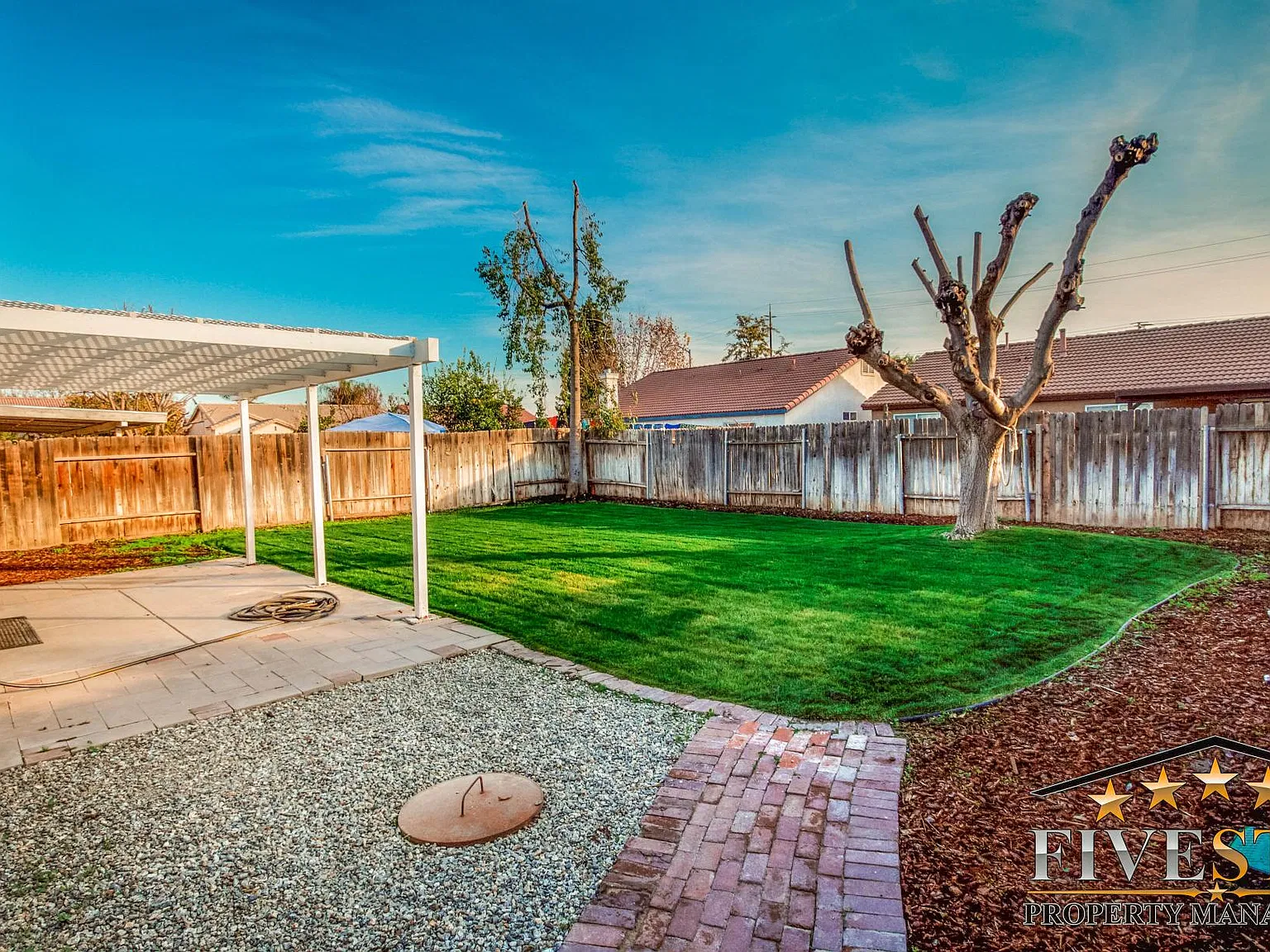 3 bed, 1264 sqft, $1,995 — Photo 3