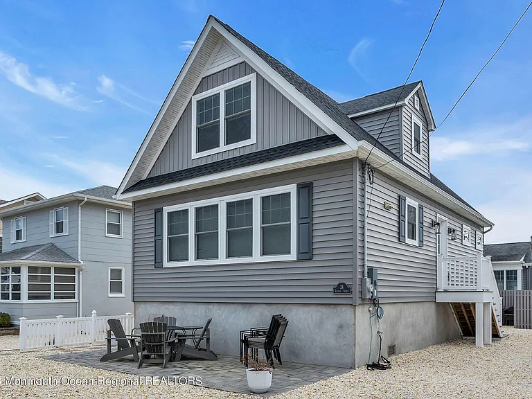 24 Virginia Ave — Photo 5