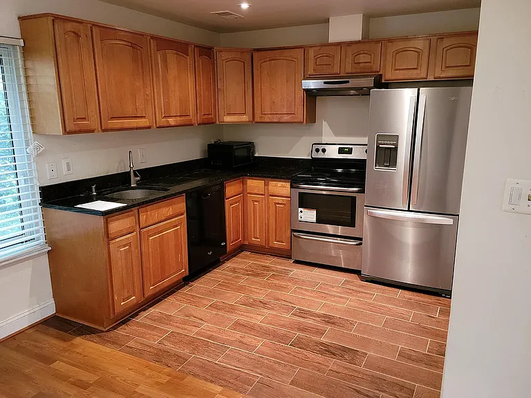 1804 Westwind Way — Photo 2