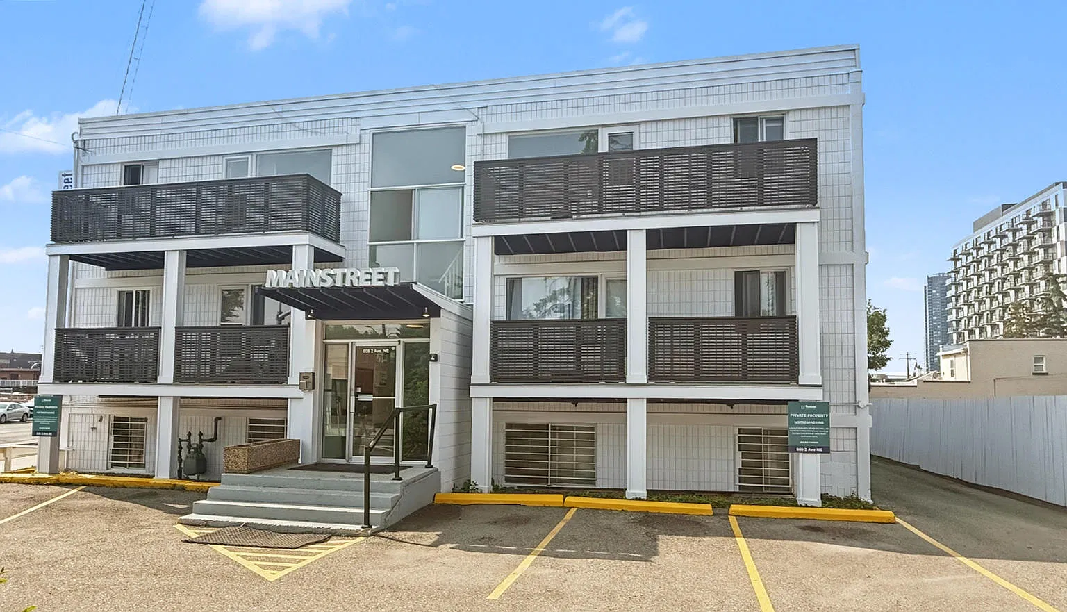 Edmonton Trail Apartments — Photo 1