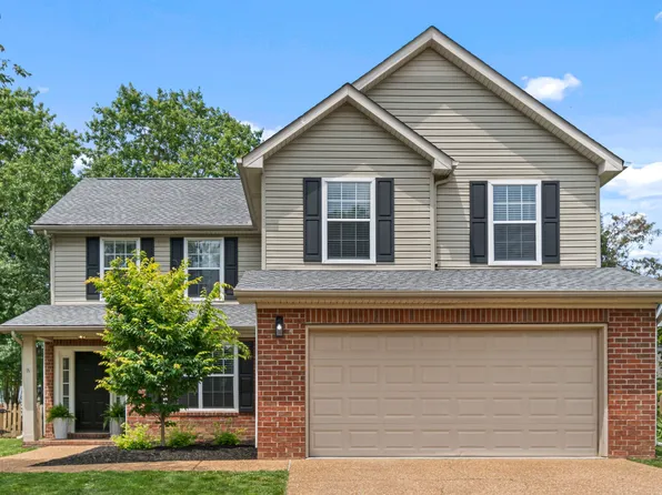 9011 Tarrington Ln, Franklin, TN 37069