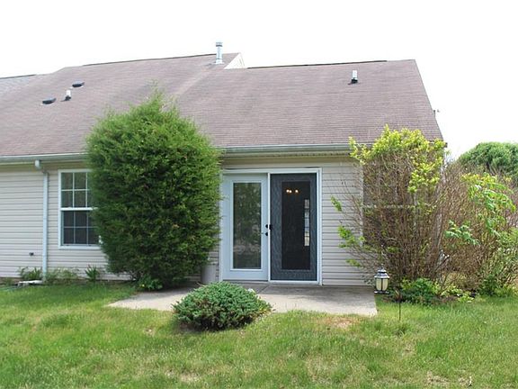 2nd image of 5968 Oberlies Way