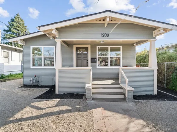 1208 Blake St, Berkeley, CA 94702