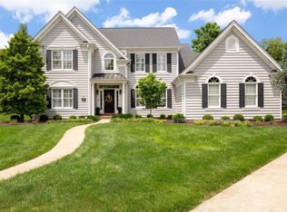 878 Craig Forest Ln, Saint Louis, MO 63122