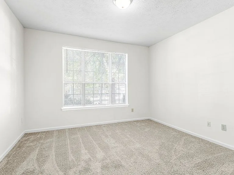 Bedroom at Lake St James Apartments