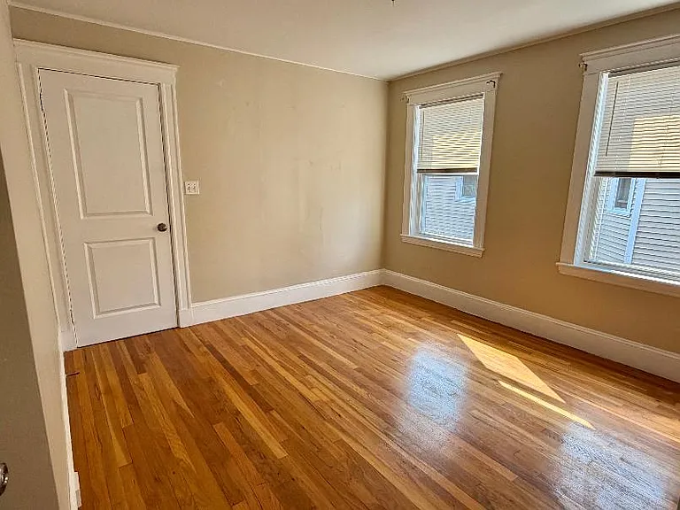 2 Hastings St #1 — Photo 3