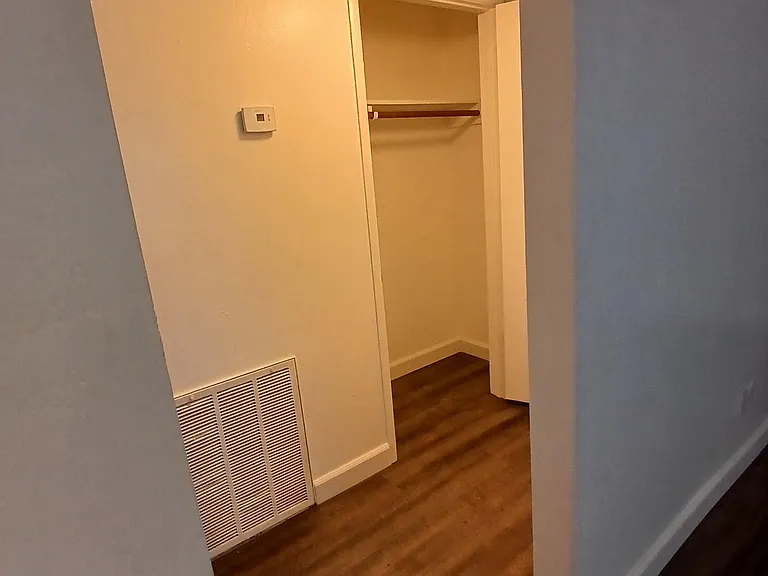 1251 Kenny Dr #9 — Photo 5