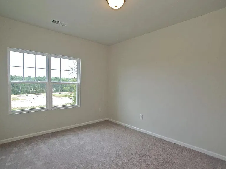 Bedroom 2- 3rd floor