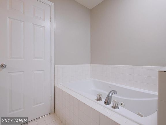 2nd image of 2497 Angeline Dr APT 102
