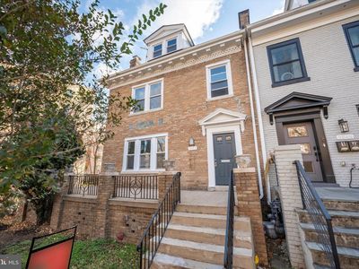 3551 Hertford Pl NW, Washington, DC, 20010