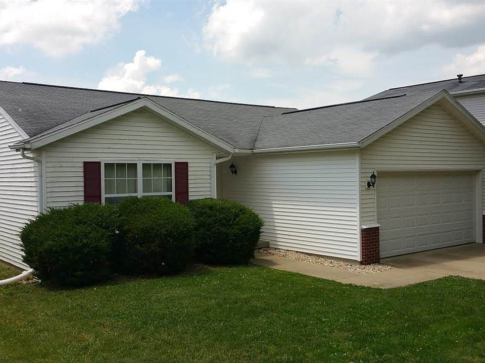 1st image of 2738 S Pinehurst Dr