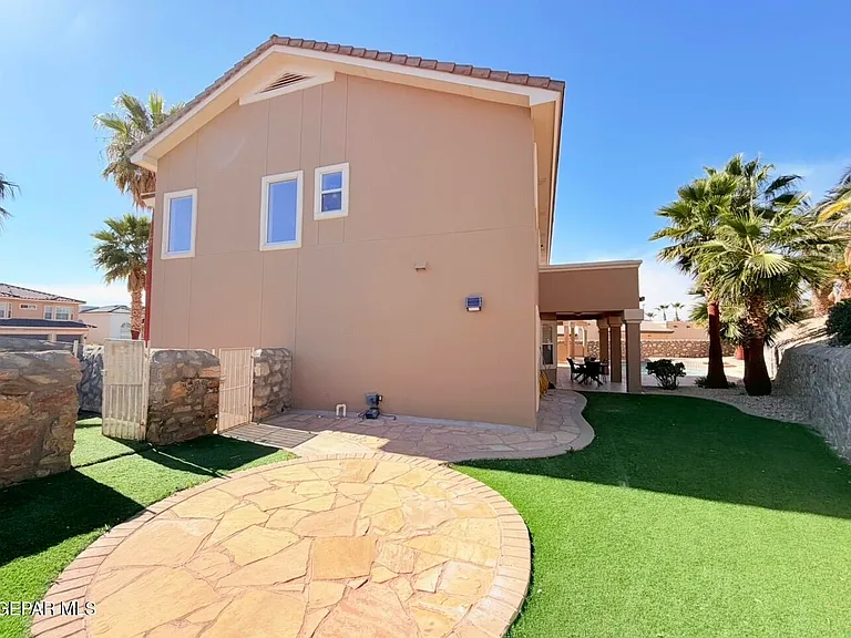 12267 Bronco Buster Ln — Photo 21