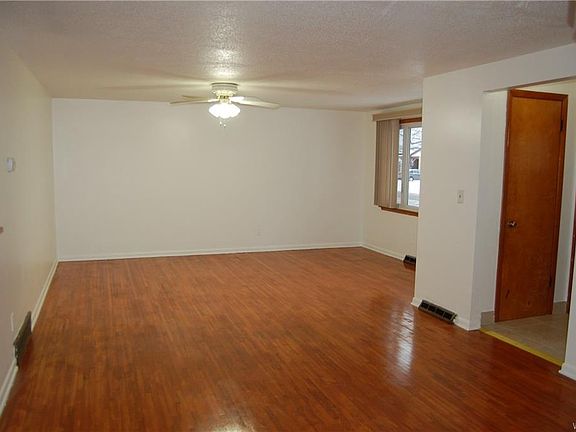 2nd image of 85 Madaline Ln