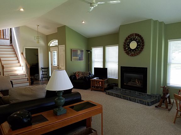 2nd image of 101 Bradley Dr