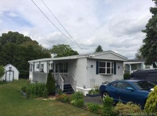 12 B St, Groton, CT 06340