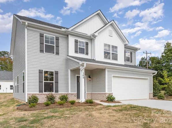 104 Baucom St, Charlotte, NC 28216