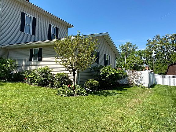 5th image of 405 S Gormley St