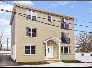 33 Garibaldi Ave #2, Newark, NJ 07114
