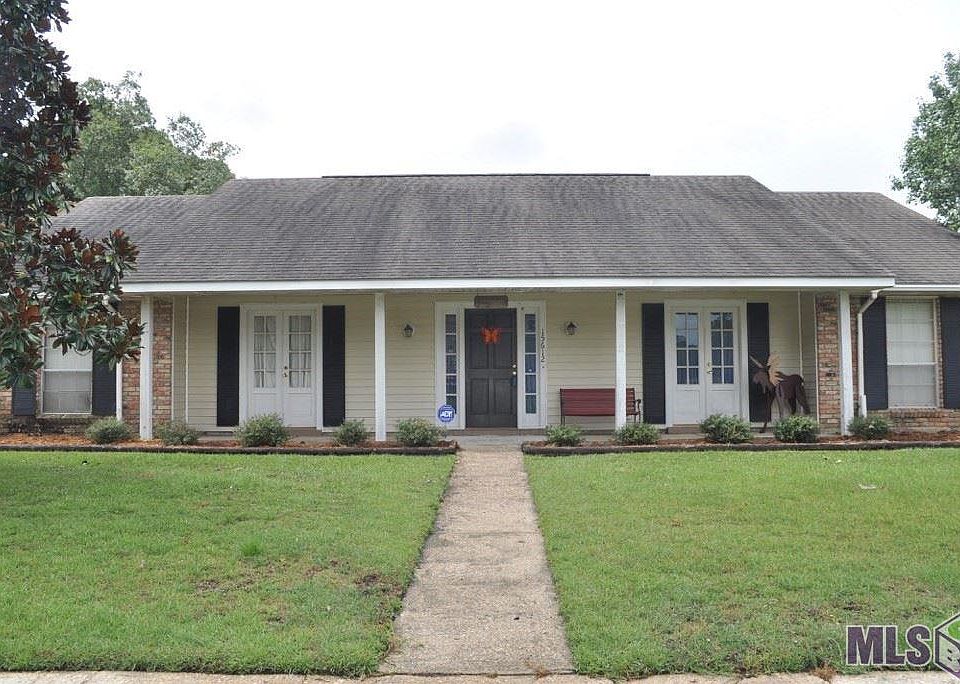 1st image of 15612 Banyanwood Ave