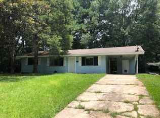 2912 Charleston Dr, Jackson, MS 39212