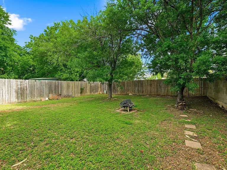 9707 Valley Crst — Photo 20