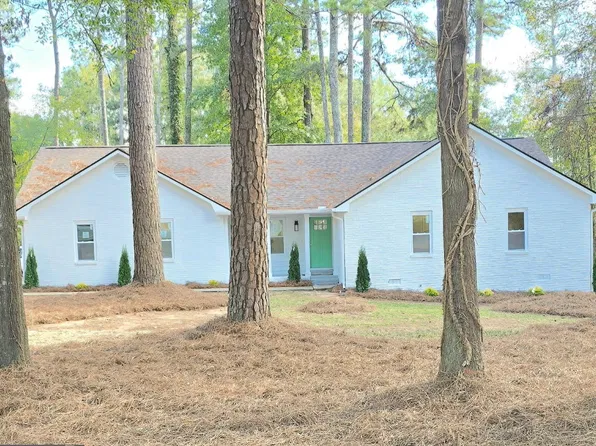 8198 Tupelo Trl, Jonesboro, GA 30236