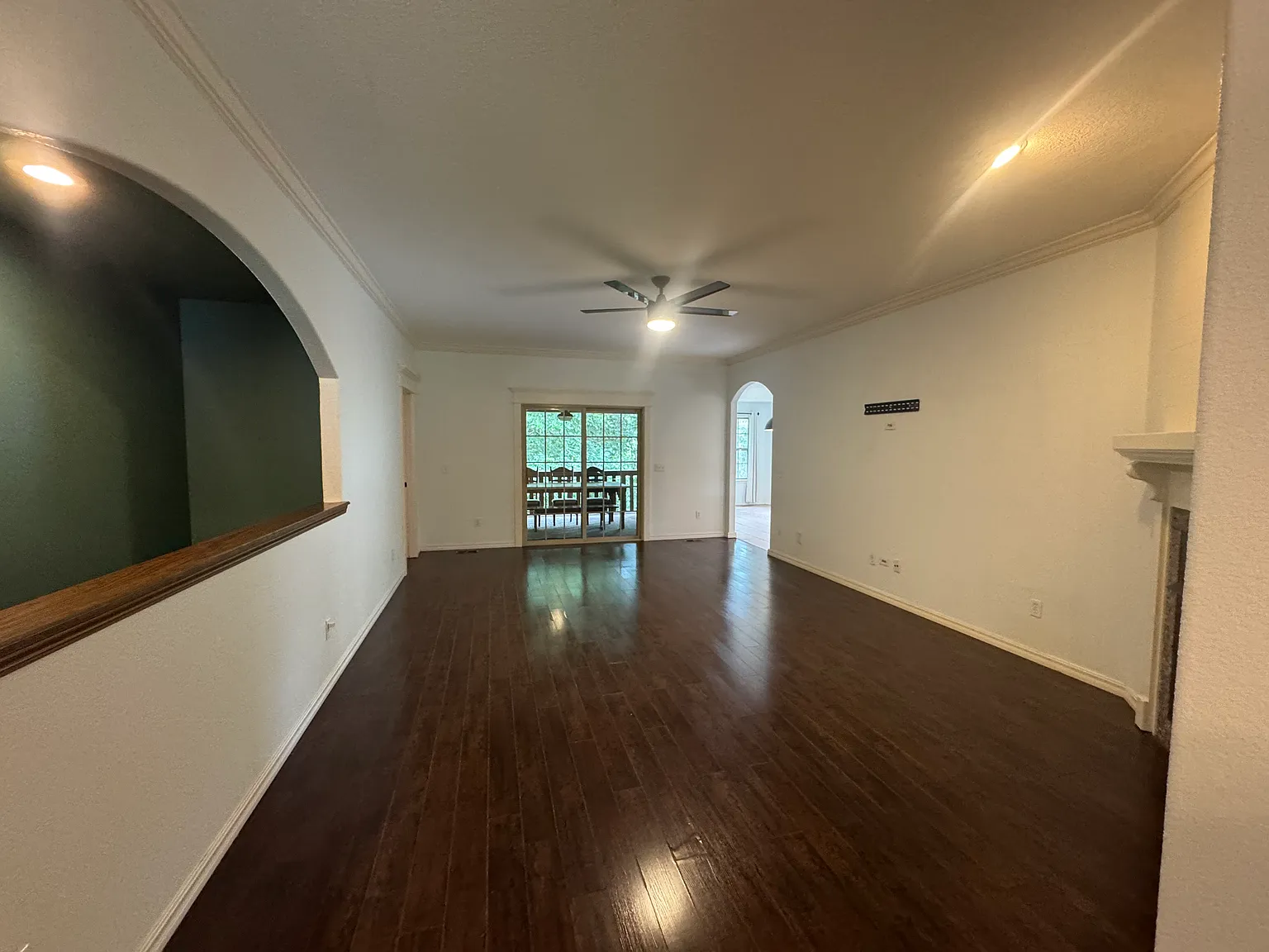 4 bed, 2789 sqft, $2,850 — Photo 4