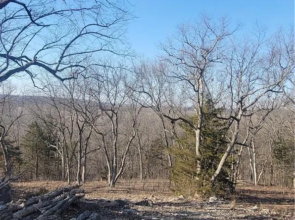 33 E Ridgewood Cir, Linn Valley, KS 66040