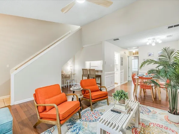 2398 Tina Dr, Tallahassee, FL 32301