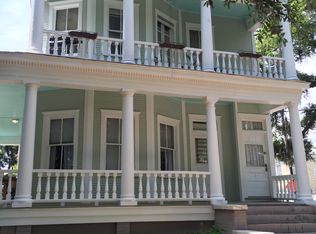 115 W 36th St, Savannah, GA 31401
