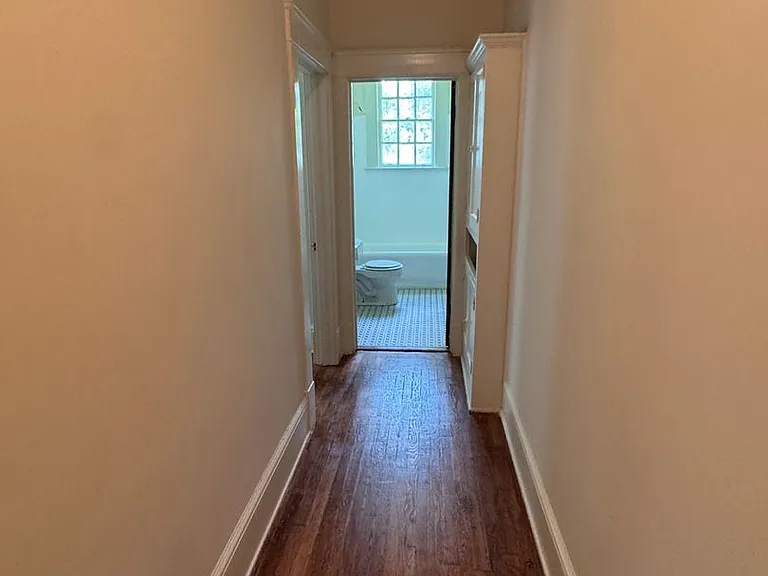 2121 Winona Ave #335 — Photo 12