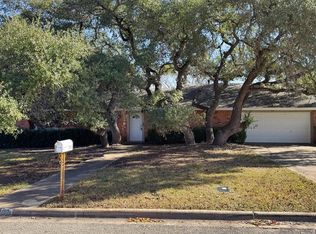 707 Cardinal Dr, Kerrville, TX 78028