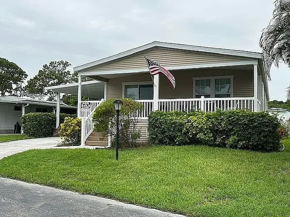 6319 Dogwood Ln #469, Lake Worth, FL 33462