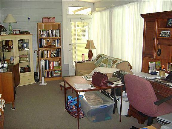 3rd image of 1307 Calle Del Sol Cir