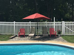 8495 Mast Ct, Pasadena, MD 21122
