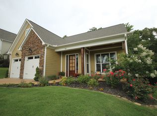 160 Oxford Creek Dr, Oxford, MS 38655