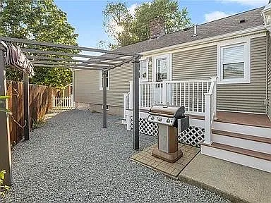 214 Madison St — Photo 6