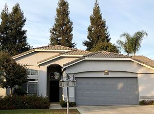 1620 E Dorothea Ave, Visalia, CA 93292