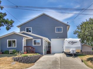 830 Fenwick St, Coos Bay, OR 97420