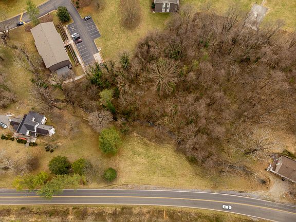 3rd image of 3422 Ogden Rd