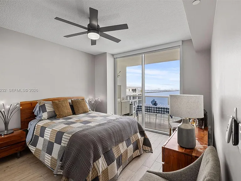 600 NE 27th St #2202 — Photo 22