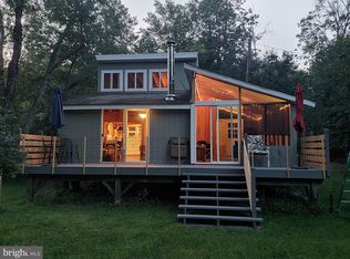 906 W Thatcher Rd, Quakertown, PA 18951