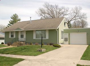 321 6th Ave SE, Oelwein, IA 50662