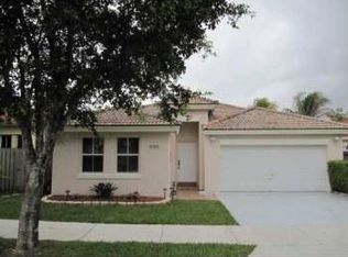 8242 SW 163rd Pl, Miami, FL 33193