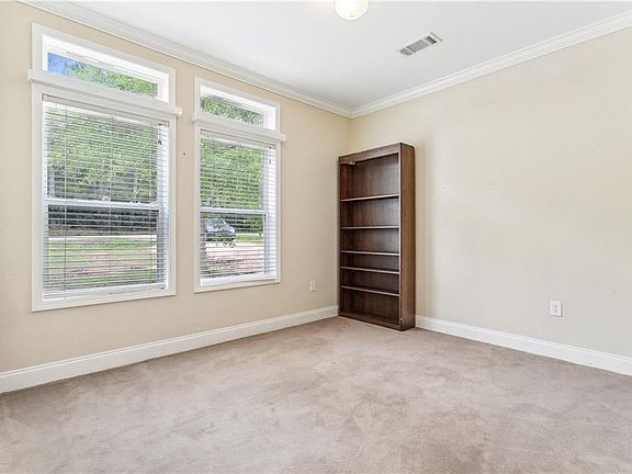 5th image of 20446 Fairhaven Rd