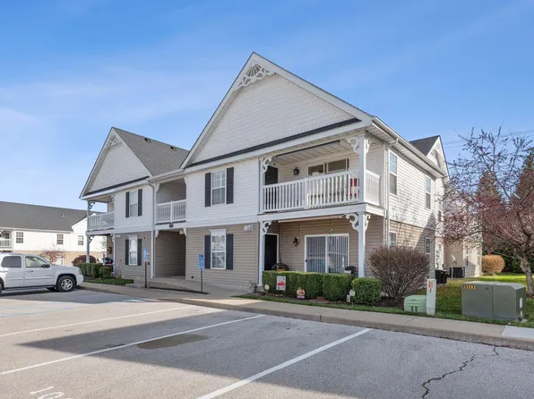 100 Brandy Mill Cir #1H, High Ridge, MO 63049