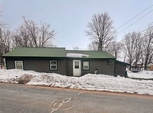 103 Doris Park Dr, Constantia, NY 13044