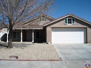 2302 Manchester St, Rosamond, CA 93560